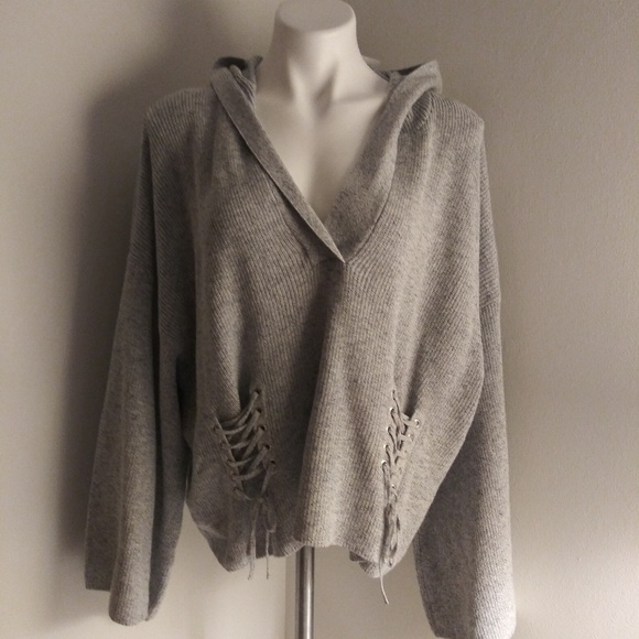 BCBG Sweaters - NWT BCBG grey hoodie sweater, size Medium